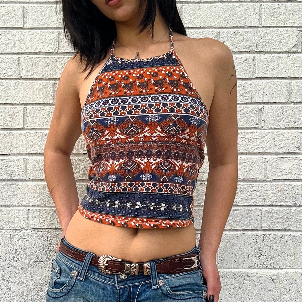 Rue21 Boho Paisley Halter Top Open Back Crop Top M - Picture 2 of 6